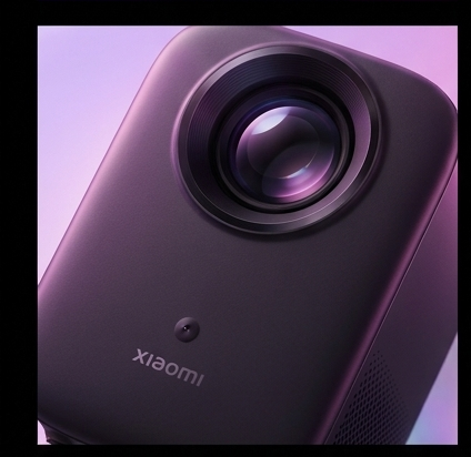 Xiaomi Smart Projector L1 projektor FHD 120 cali Google TV autofokus Dolby Audio Android — ujęcie 4