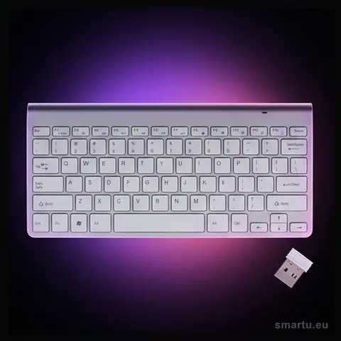 Klawiatura bezprzewodowa do Smart TV i laptopa srebrna 2.4 GHz USB zasięg 10 m Windows Mac Android Klawiatura bezprzewodowa do Smart TV i laptopa srebrna 2.4 GHz USB zasięg 10 m Windows Mac Android
